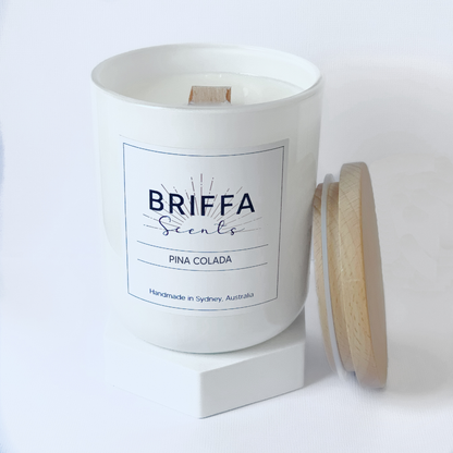Medium White Classic Candle - Discontinuing Scents